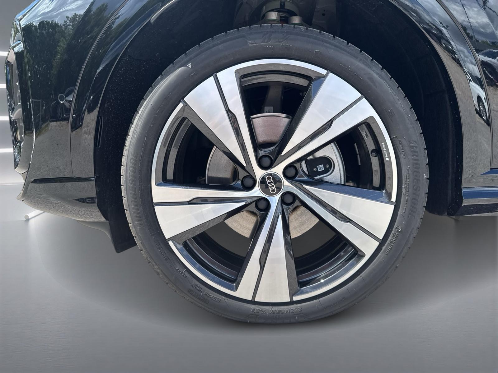 Audi Q5 TDI qu edition one Tech pro MATRIX AHK 360°