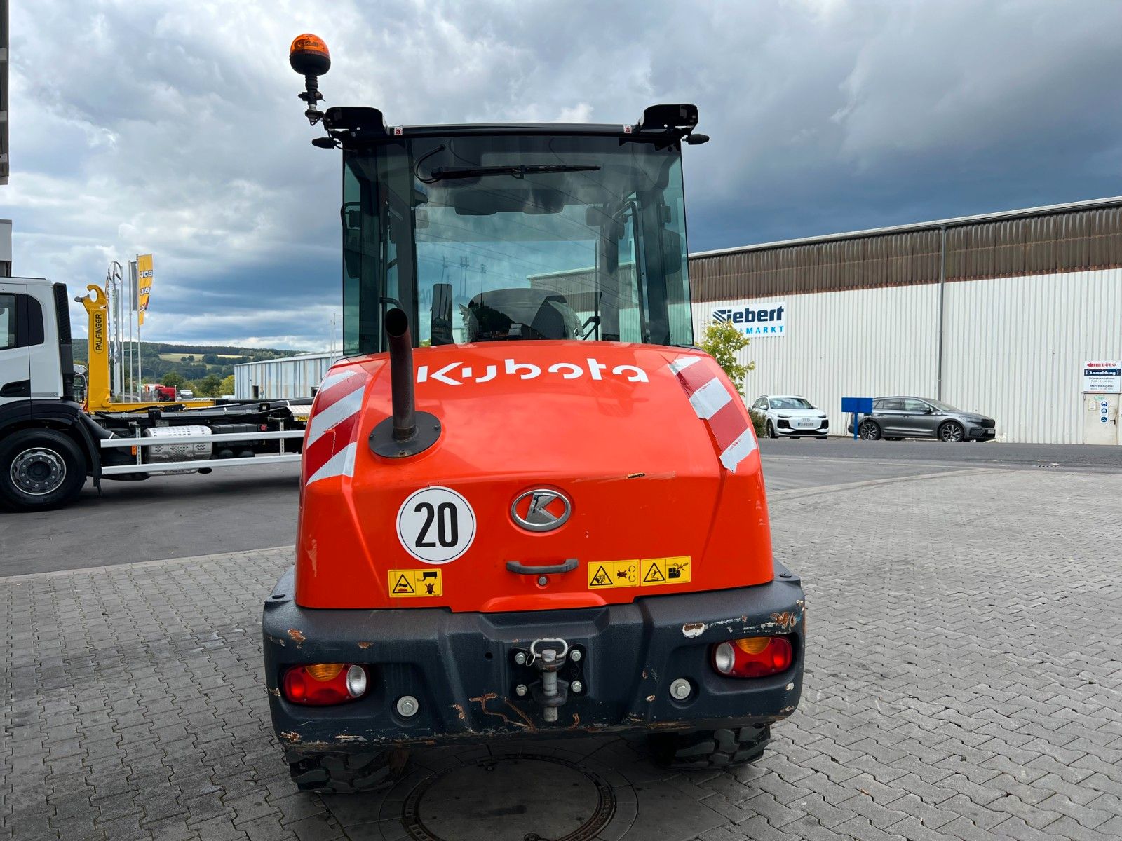 Fahrzeugabbildung Kubota R070 / Gabel & Schaufel / nur 1.869h!