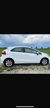 Kia Rio 1.2 Attract Attract - Kia Rio: Attract