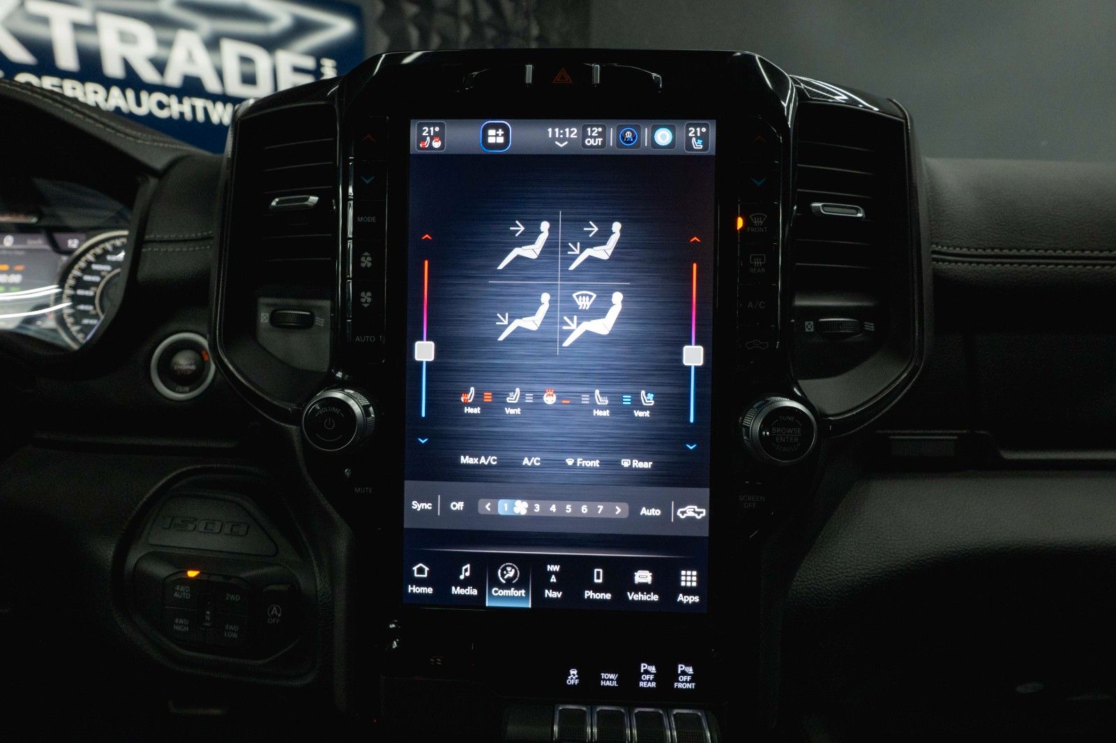 Fahrzeugabbildung Dodge RAM 5.7 V8 HEMI 4x4 NIGHT GT SPORT Night-Paket