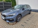 BMW 120d xDrive Sport Line > AT-Motor mit 12.548Km   - BMW 120 von privat