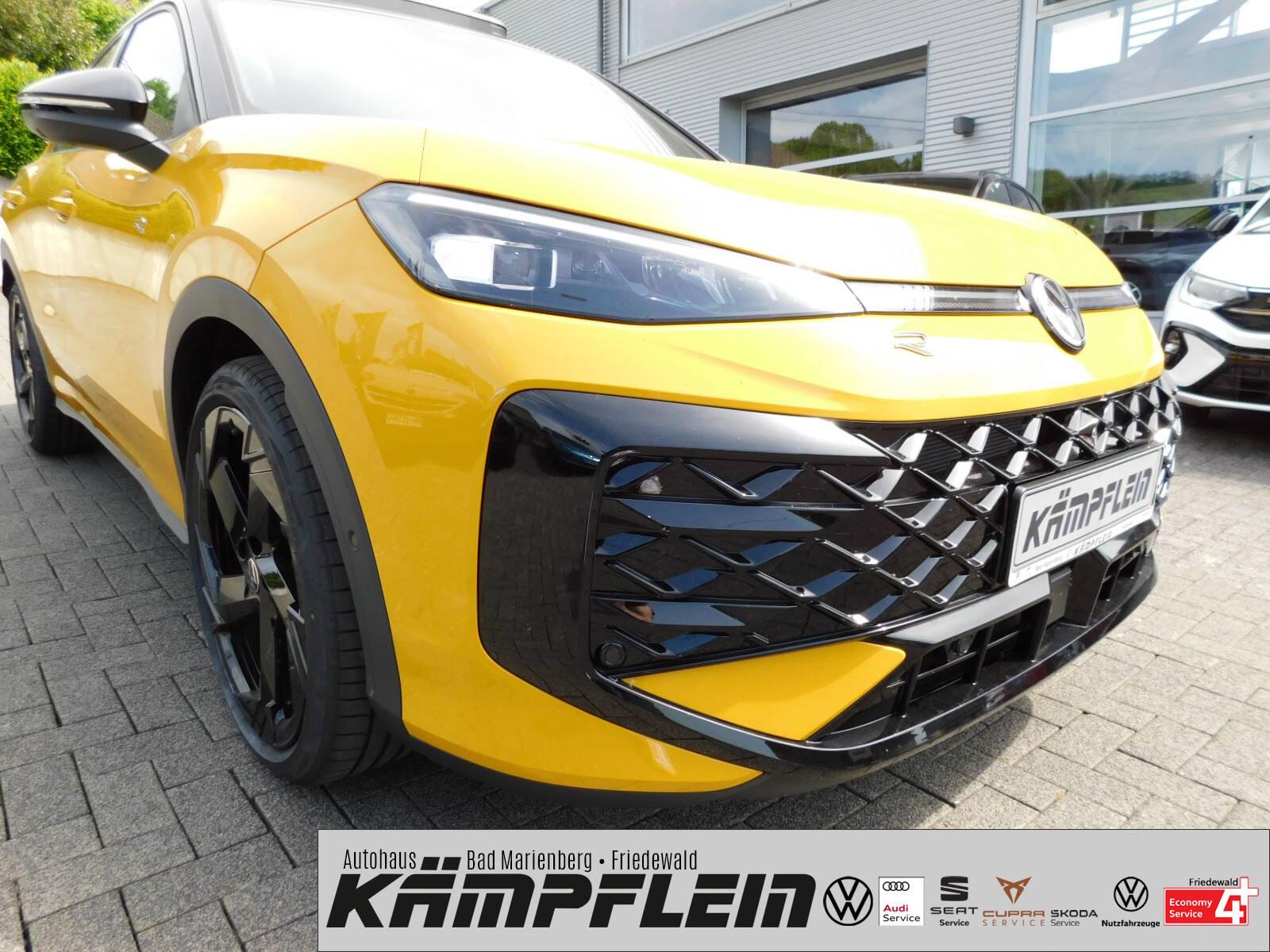 Volkswagen T-Roc 1.5TSI DSGR -Line BLACK AHK NAV PANO H&K