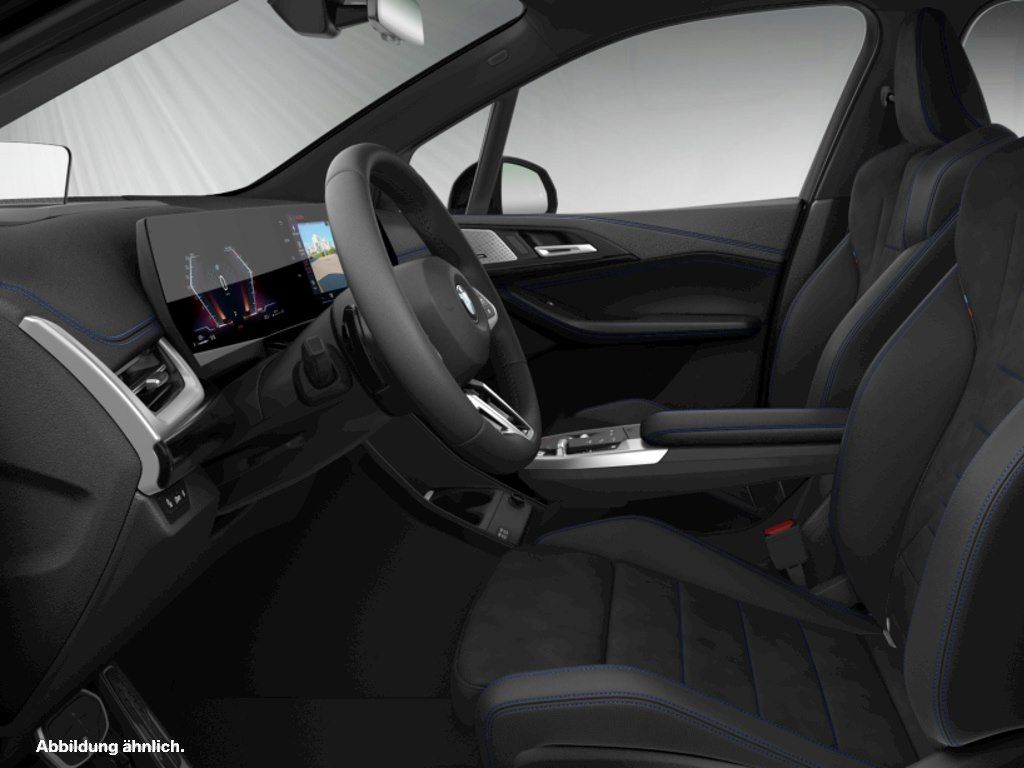 BMW 223 Active Tourer - Bild 3