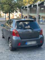 Toyota Yaris TS Sport - Toyota Yaris: T Sport