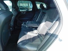 Fahrzeugabbildung Volvo XC60 Diesel D4 Geartronic R-Design 'Komforsitze,