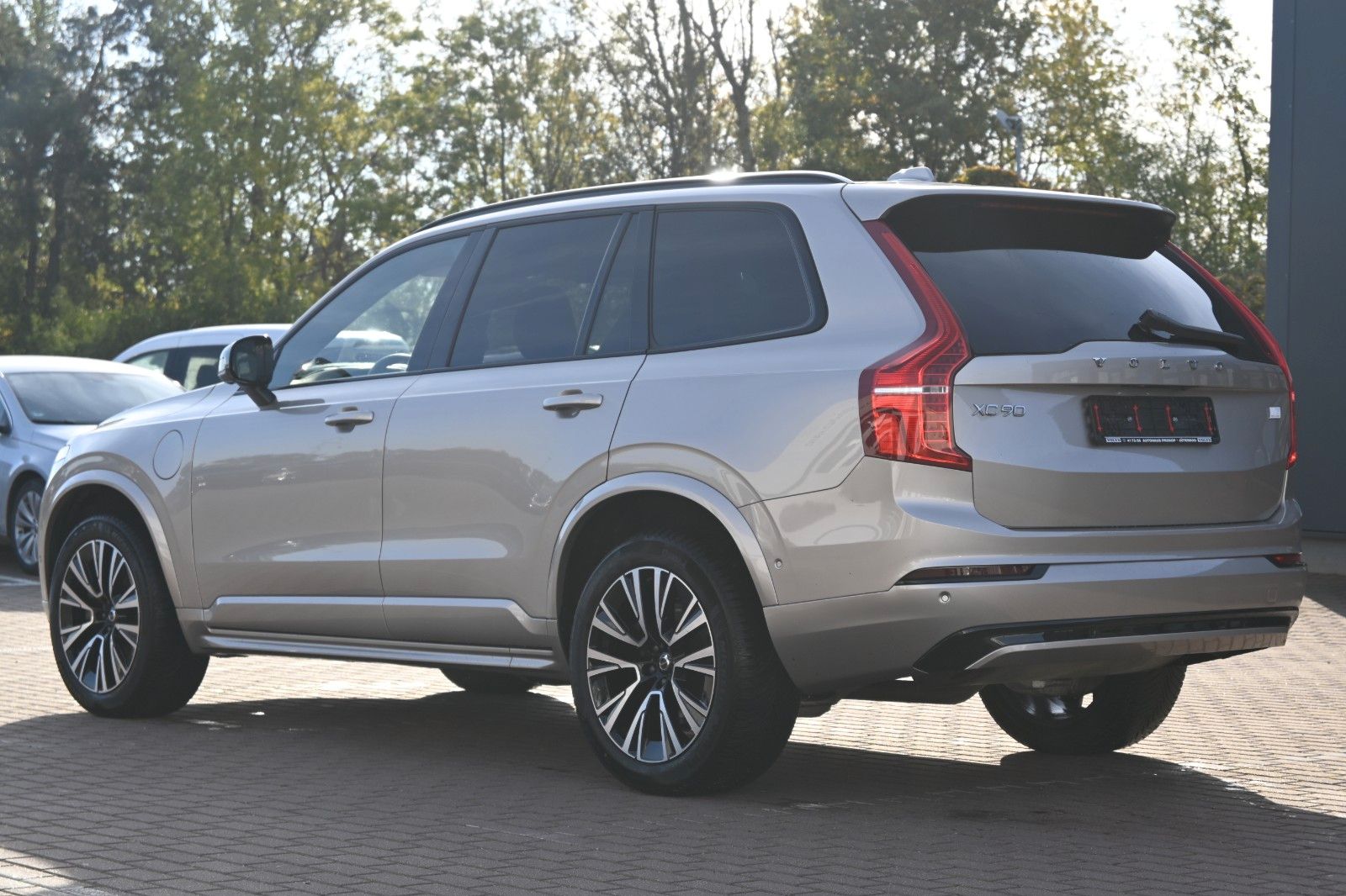 Fahrzeugabbildung Volvo XC90 T8 AWD Ultimate Dark*STDHZG*360°*LUFT*0,5%