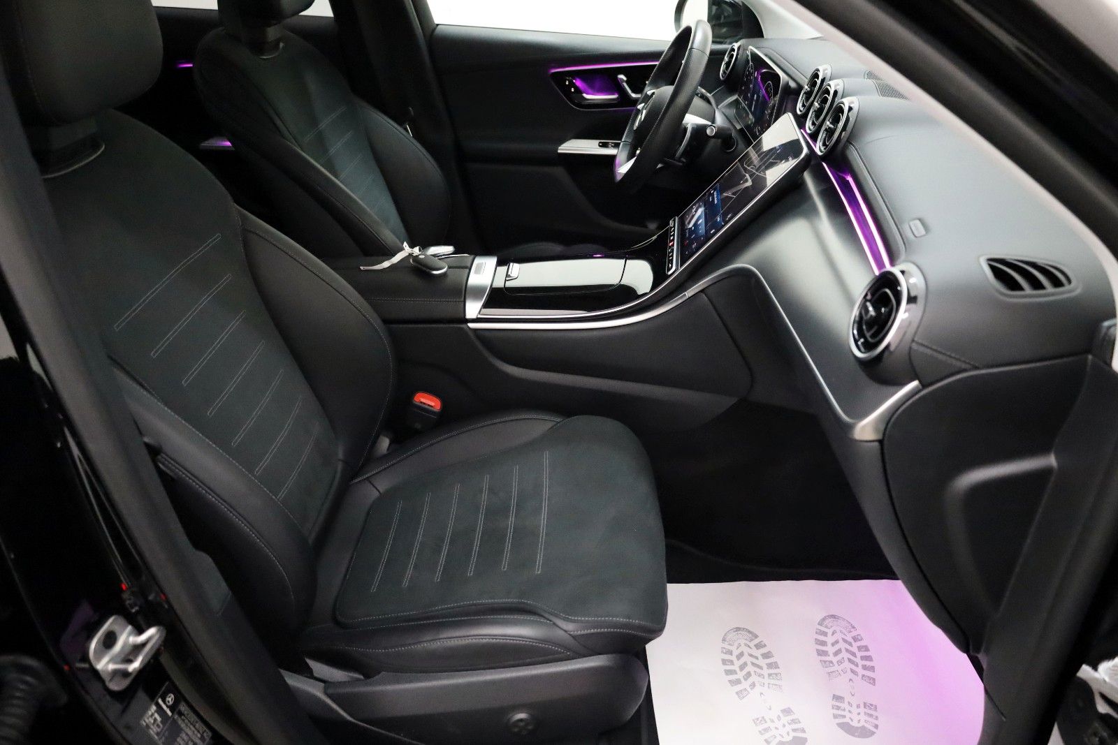 Fahrzeugabbildung Mercedes-Benz GLC 300 e 4M, AMG line, SH,Navi,Kamera,ACC, +WR