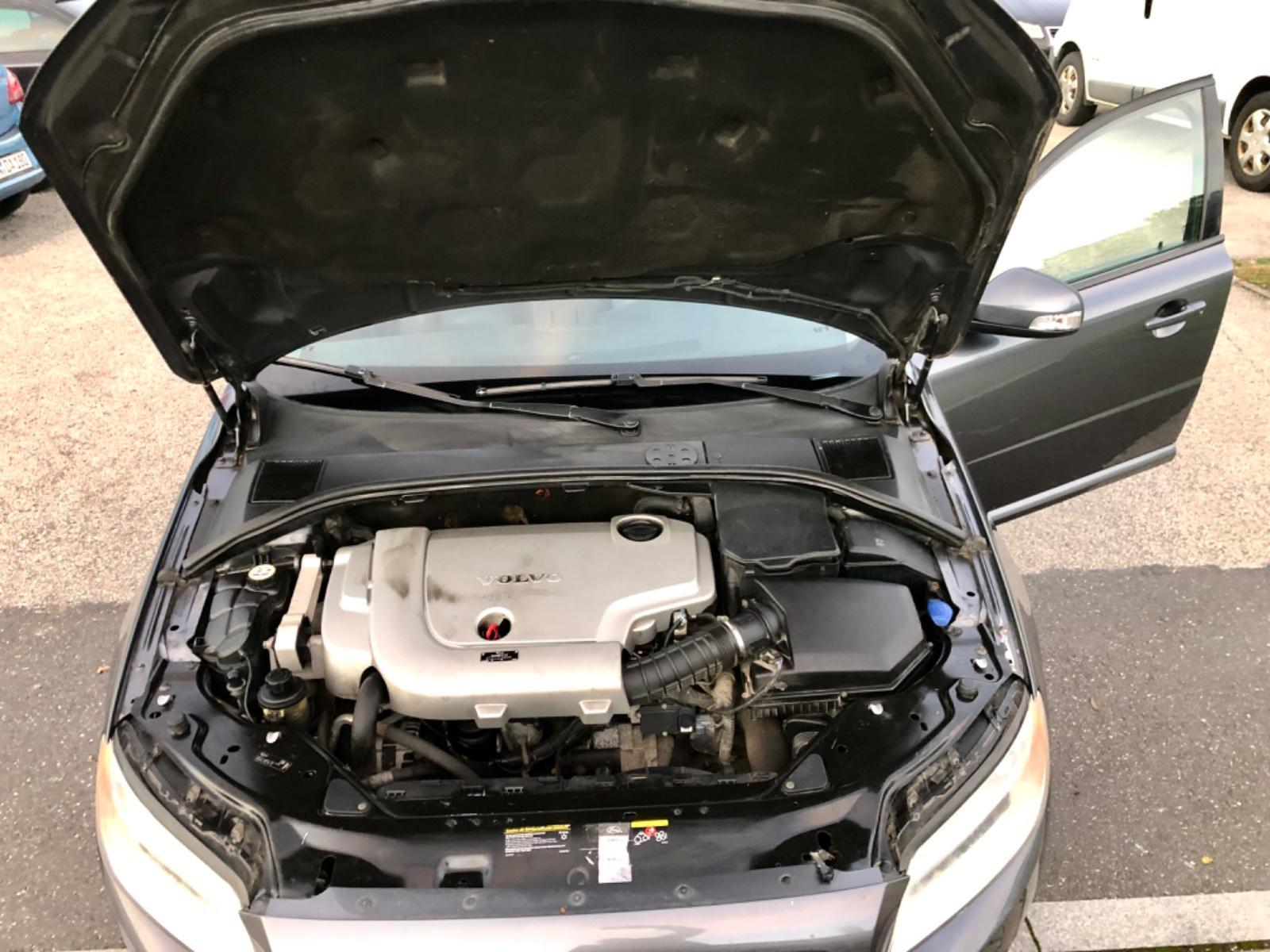 Volvo V70 2008 — photo 19