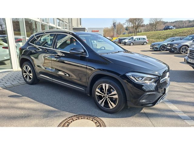 Mercedes-Benz GLA 180
