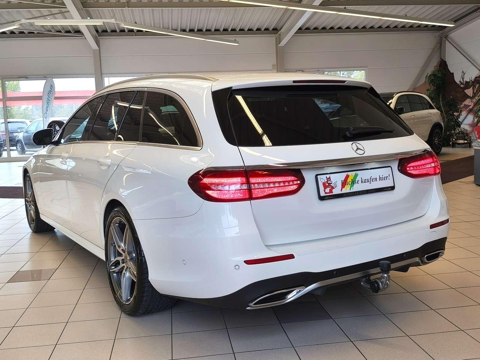 Fahrzeugabbildung Mercedes-Benz 300d AMG Line/Navi/S-Dach/Spur/DAB/Ahk 180 kW...