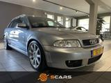 Audi RS4 2.7 quattro 381cv - : Vollleder, mit Klimaanlage