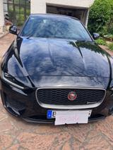 Jaguar XE P250 R-DYNAMIC S R-DYNAMIC S - Jaguar XE: R Dynamic