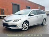 Toyota Auris Touring Sports Hybrid - Toyota Auris mit Panoramadach