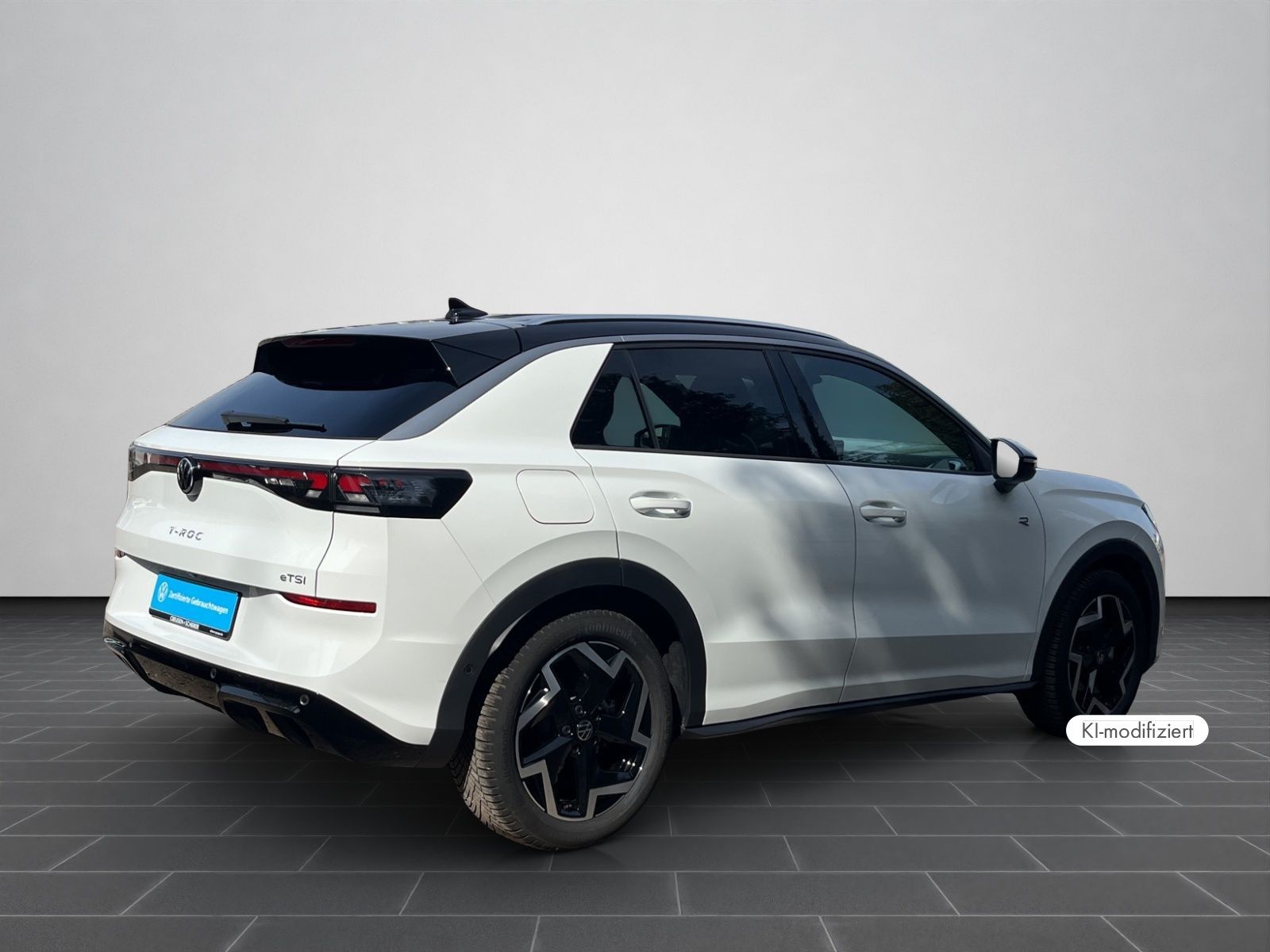 Volkswagen T-Roc 1.5 TSI DSG AHK ACC RFK foto 2
