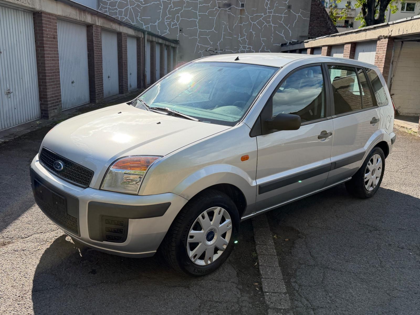 Ford Fusion 1.4*ORIGINAL 42000KM*TÜV NEU* GOLDSTÜCK*