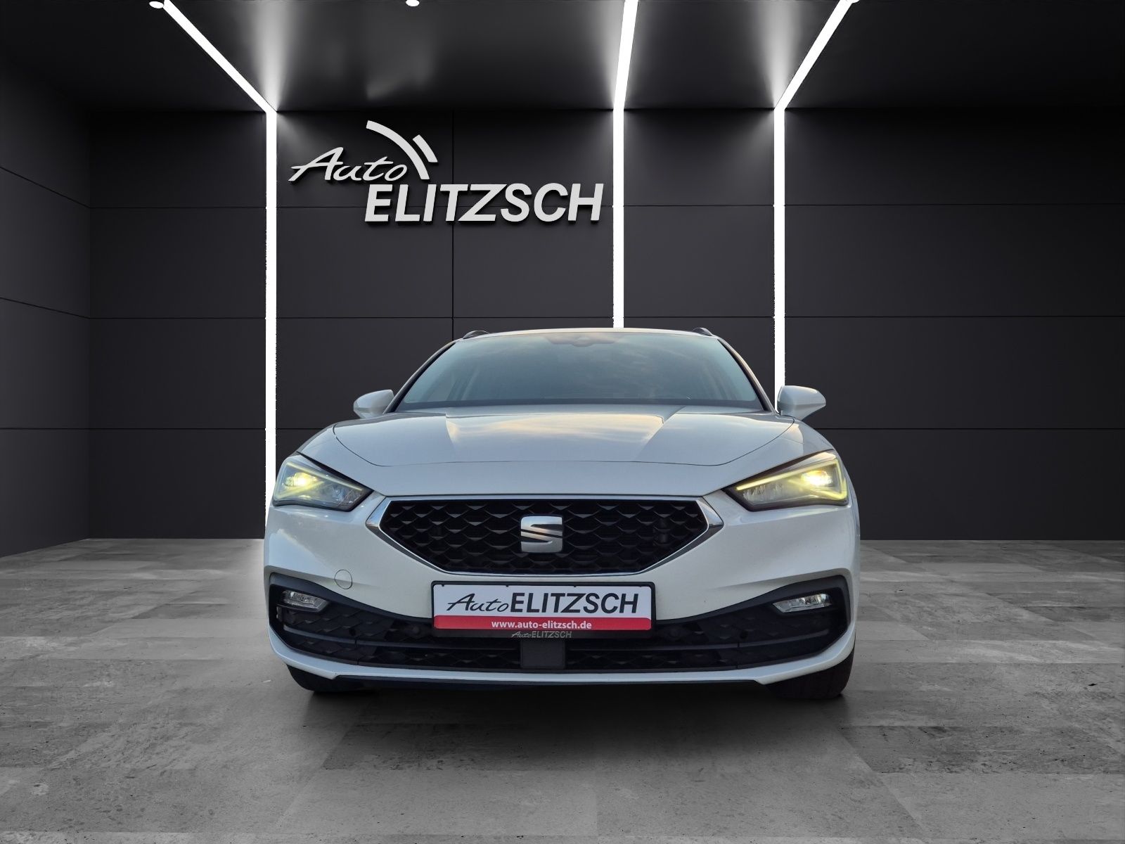 Fahrzeugabbildung SEAT Leon ST TDI Style DSG LED Navi AID ACC RFK beats