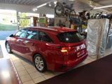 Kia CEED SPORTSWAGON 1.6CRDI=1.HD=AHK=GARANTIE=TOP - rote Kia cee'd Sportswagon