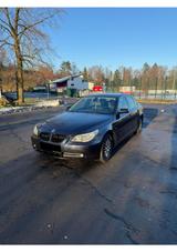 BMW 523i - TÜV neu Sehr Guter Zustand - BMW 523 aus 2006: 523i