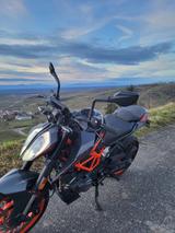KTM Duke 125 - KTM Motorräder in Freiburg