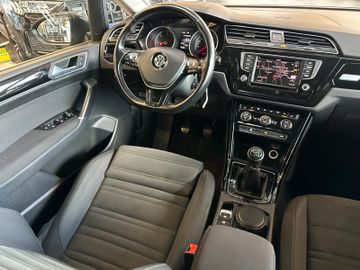 MYAUTOCENTER – Gebraucht- und Jahreswagen mit Werkstattservice in Pfaffenhofen Volkswagen Touran *7.SITZER*ACC*NAV*SZHZ*LED*ALCANTARA*