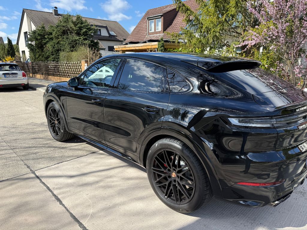 Image of Porsche Cayenne