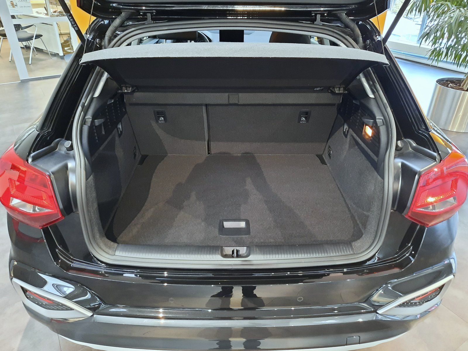 Fahrzeugabbildung Audi Q2 35 TFSI advanced S-Tronic *Cam*LED*AppC.*