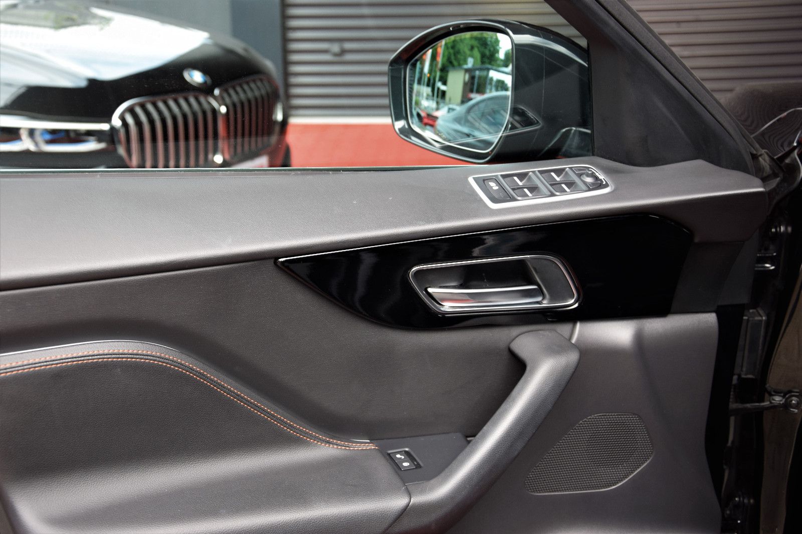 Fahrzeugabbildung Jaguar F-PACE Prestige Leder Navi Kamera ACC Xenon