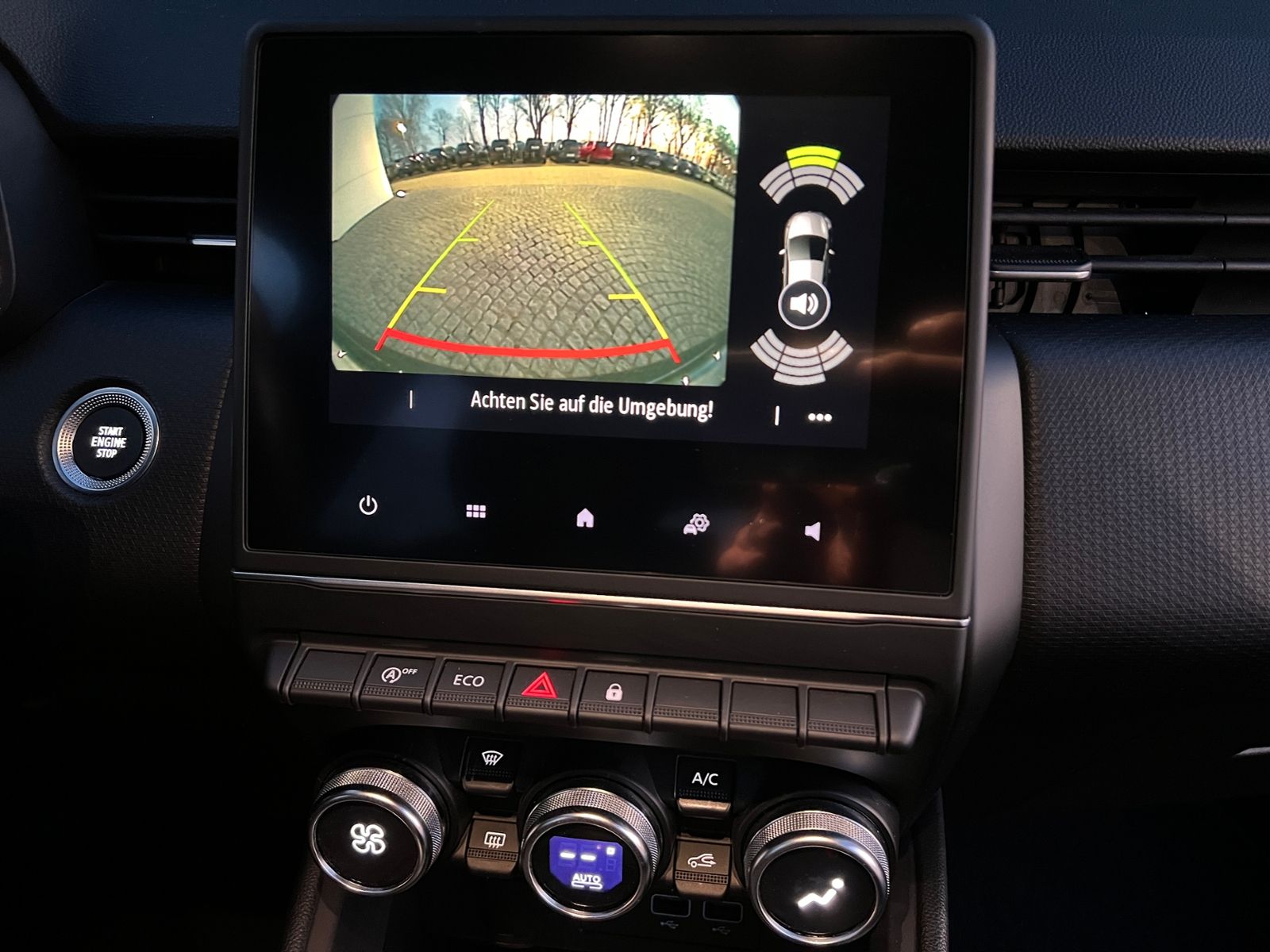 Fahrzeugabbildung Renault Clio V 1.0 TCe 100 Intens