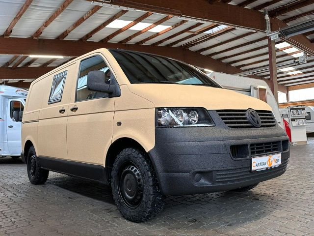 Volkswagen T5 als Angelauto oder Camper