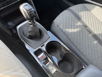 Peugeot 208 1.2 PureTech 100 Allure SHZGTEMPOMATLEDKA