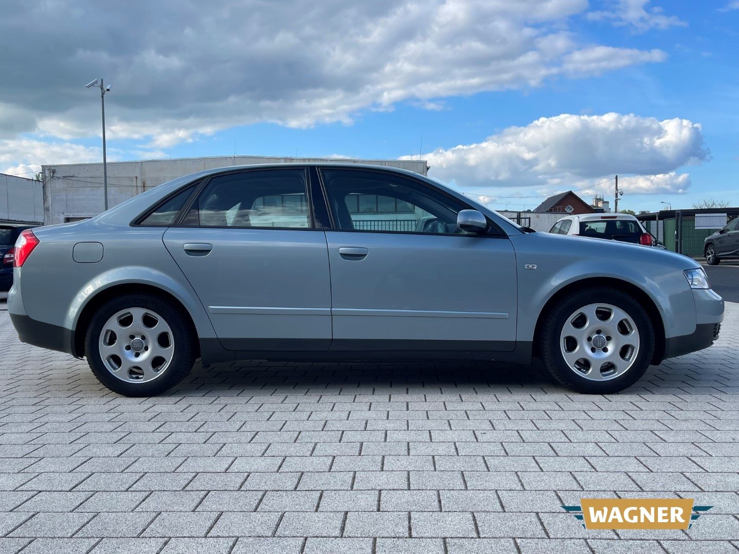 Fahrzeugabbildung Audi A4 1.8T 1-Hand Scheckheft lückenlos