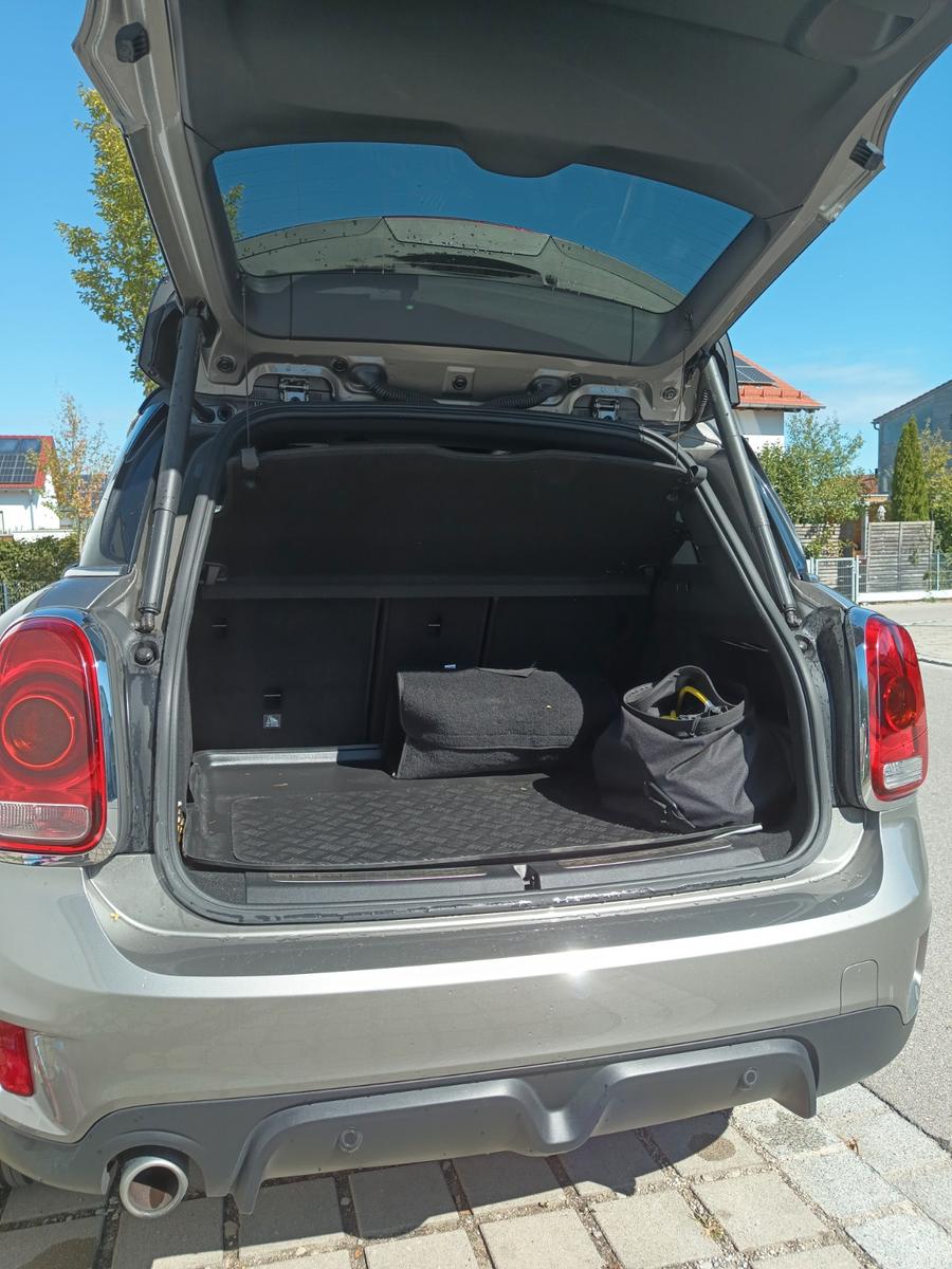MINI Countryman SE (Cooper)