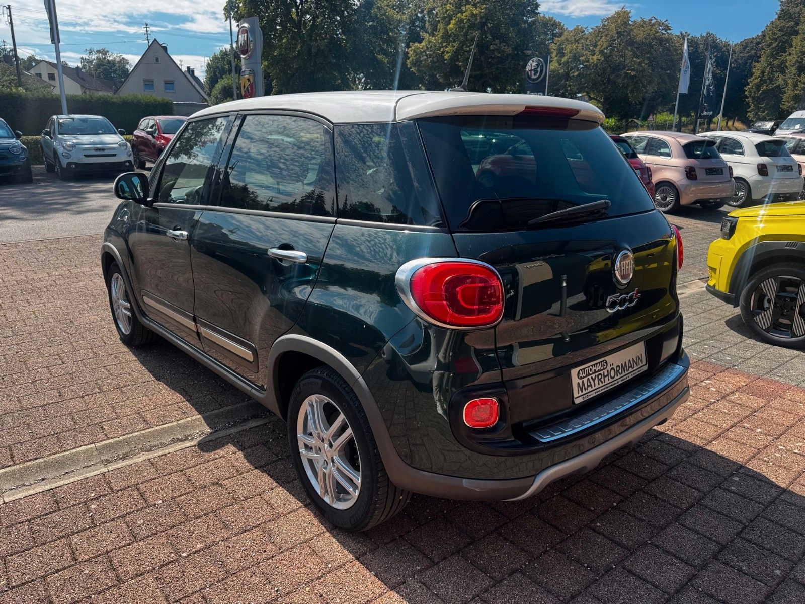 Fahrzeugabbildung Fiat 500L Trekking NAVI BLUETOOTH KLIMA RADIO