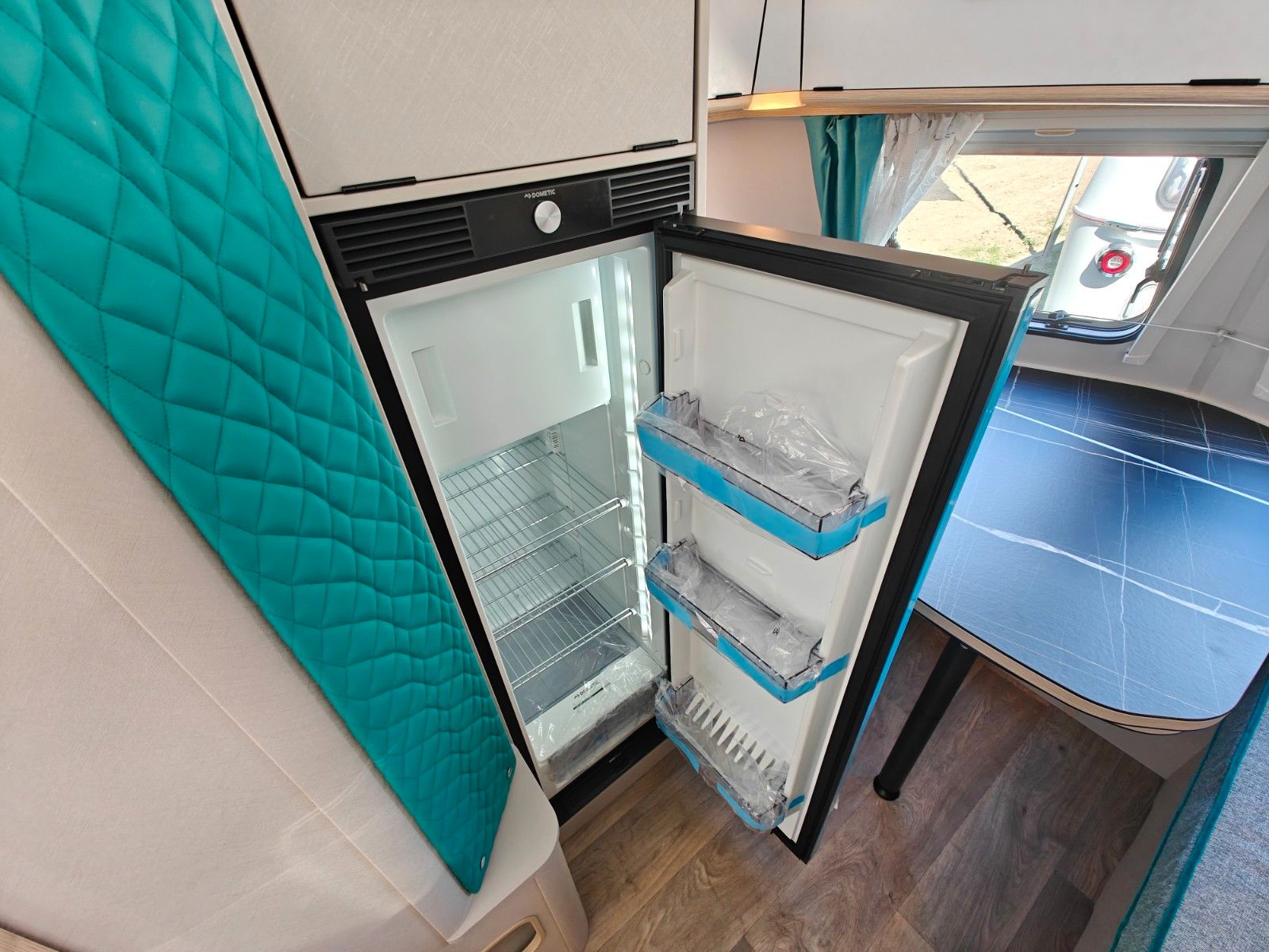 Fahrzeugabbildung HYMER / ERIBA / HYMERCAR Touring 630 Harbour Blue - JETZT 6.719€ SPAREN !