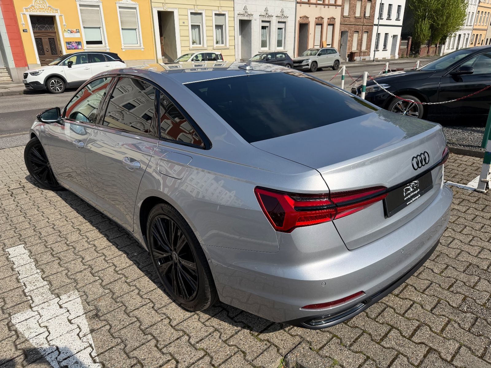 Fahrzeugabbildung Audi A6 Lim. 50 TFSI e quattro sport S-LINE BLACK EDI
