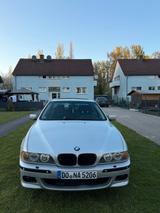 BMW Bmw E39 530i - BMW 530 Limousine 530i e39 mit Benzin-Antrieb