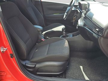 Hyundai i20 - 10