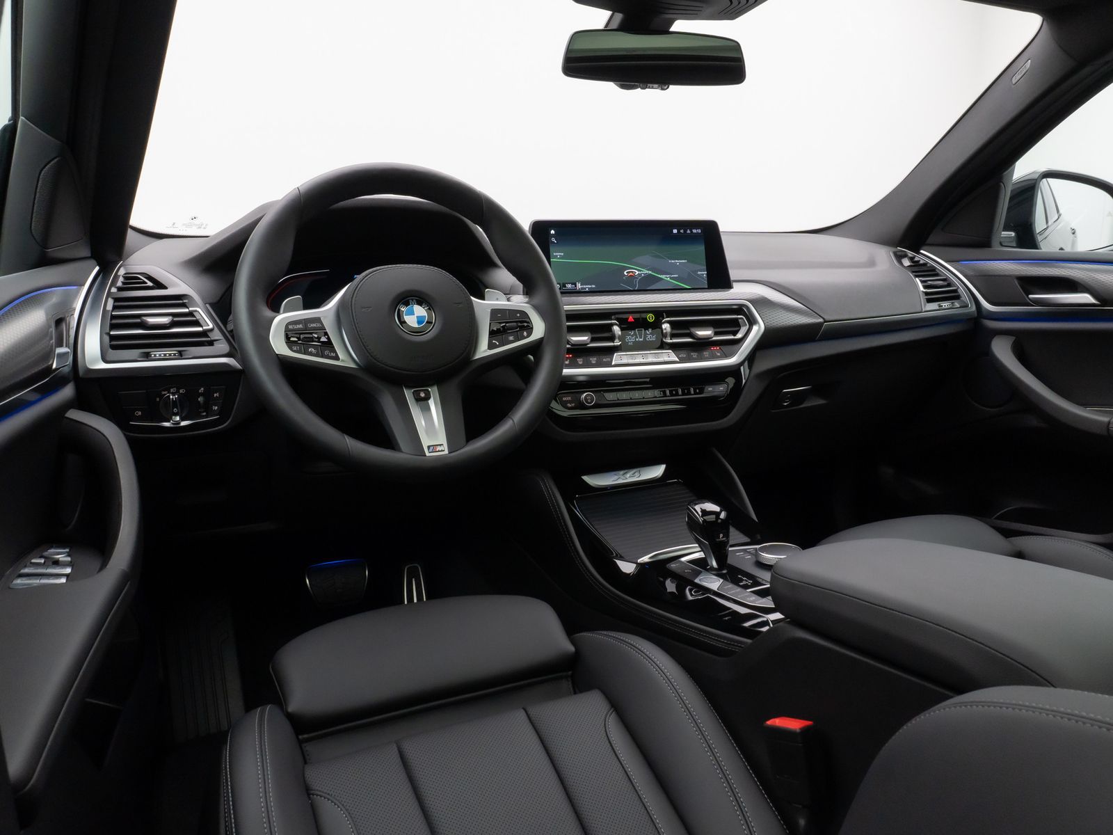 Fahrzeugabbildung BMW X4 xD20i M Sport Panorama Kamera Laser HUD HiFi