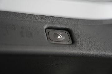 Ford S-Max - 11