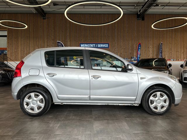 MYAUTOCENTER – Gebraucht- und Jahreswagen mit Werkstattservice in Pfaffenhofen Dacia Sandero Laureate *AHK*TÜV:328*1-Hand*