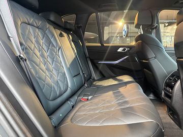BMW X5 xDrive30d M Sportpaket HK HiFi DAB LED