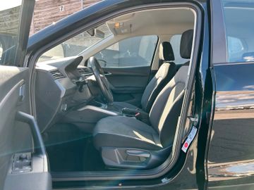 Fahrzeugabbildung SEAT Arona 1.0 TSI DSG Style Parklenkass. PDC SHZ BLT