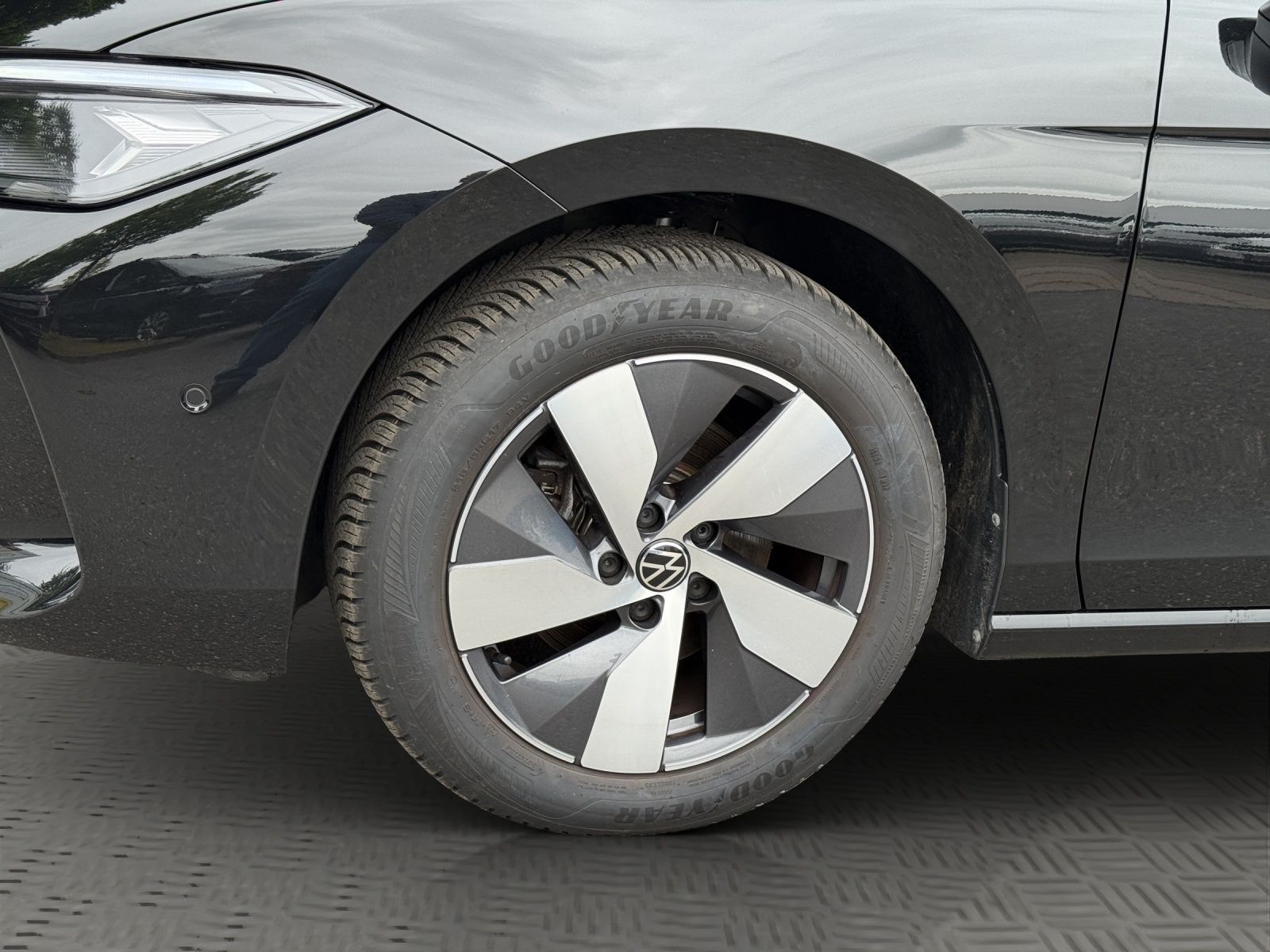 Volkswagen Passat Variant - Bild 8