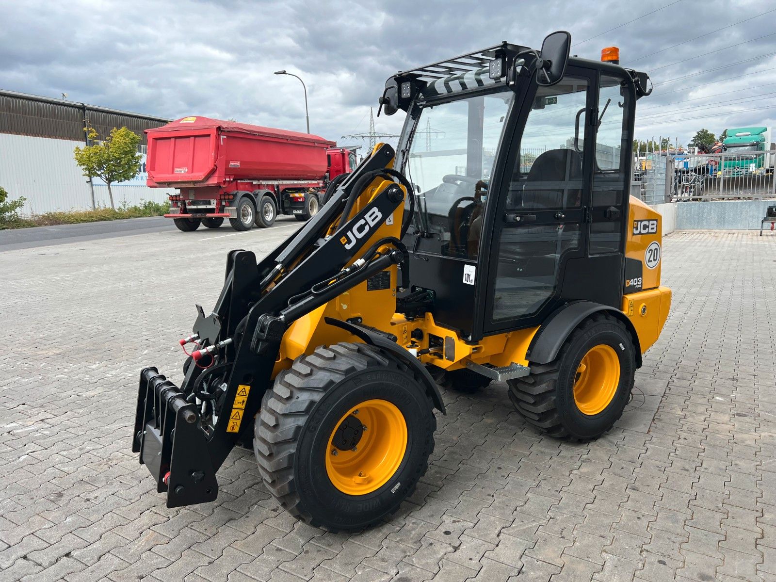 Fahrzeugabbildung JCB 403 Plus / Neufahrzeug / 2025 / Gabel / Schaufel