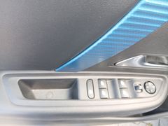 ë-C4 Limousine Feel 136 ë-C4 Limousine Feel 136