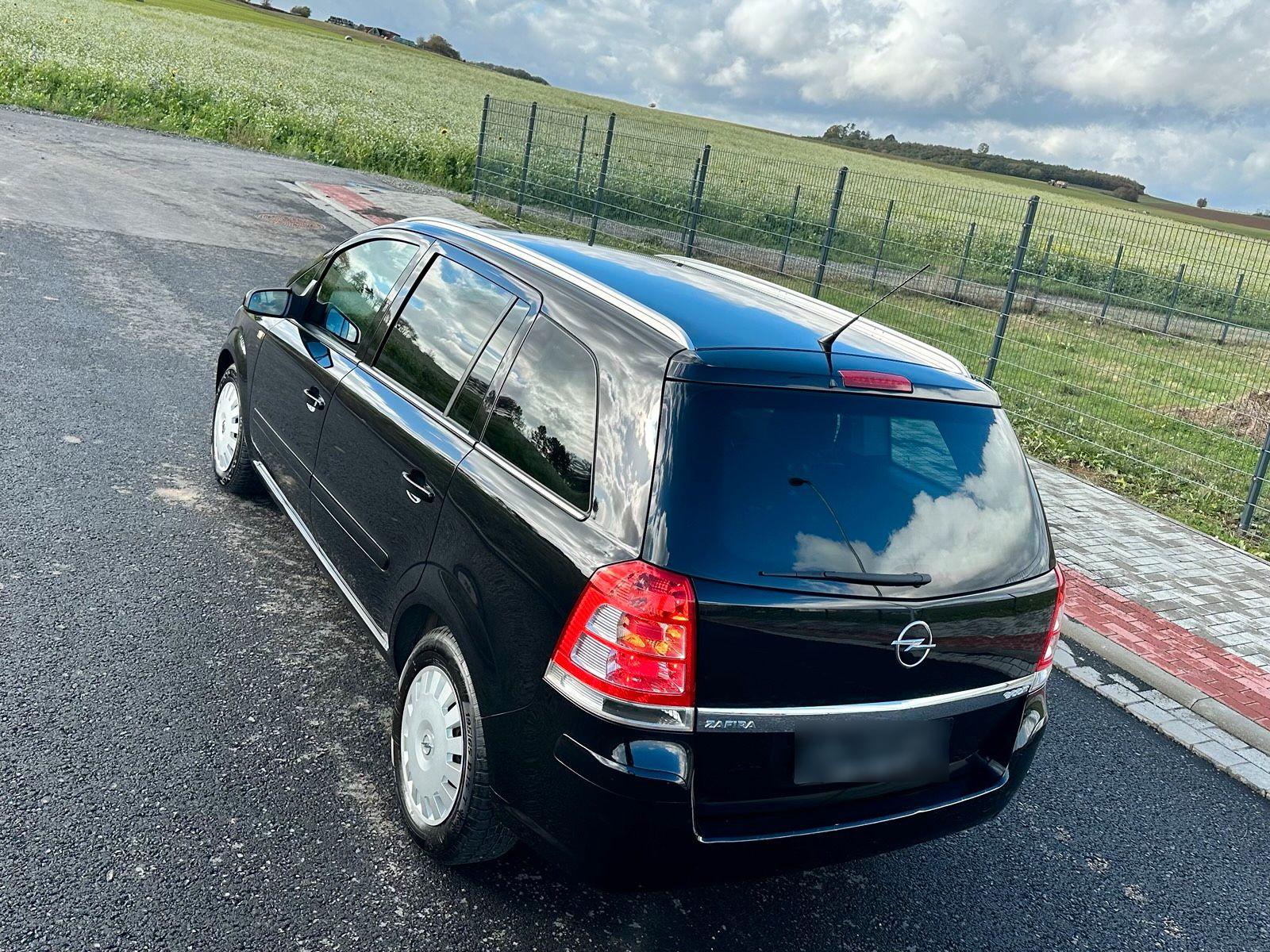 Opel Zafira 2009 — photo 7