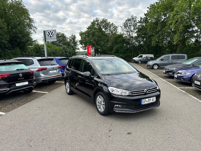 Volkswagen Touran 1.5 TSI OPF DSG Highline 7-Sitzer LED APP