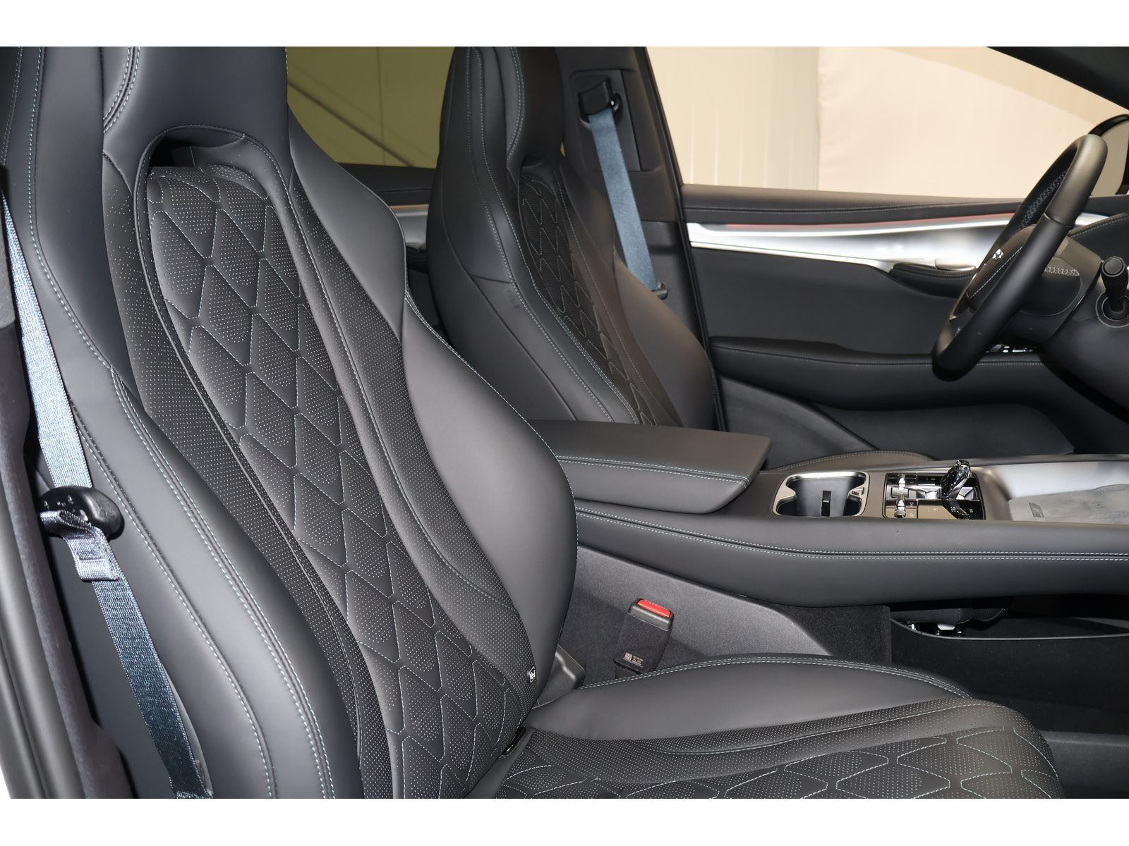 BYD SEALION 7