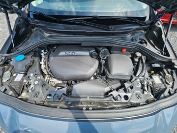 BMW 218 - 9