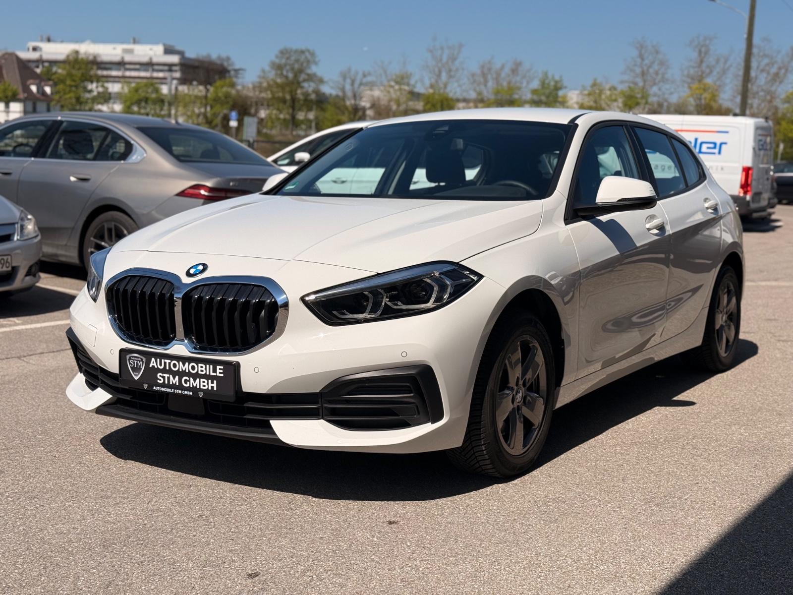 BMW 116d Lim. Advantage LED PDC NAVI CARPLAY SHZ DAB